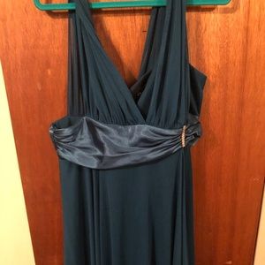 Onyx Nite Wendy Chaitin Evening Dress